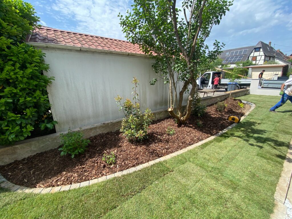 Terrassement de jardin : pourquoi et comment bien préparer son terrain ?