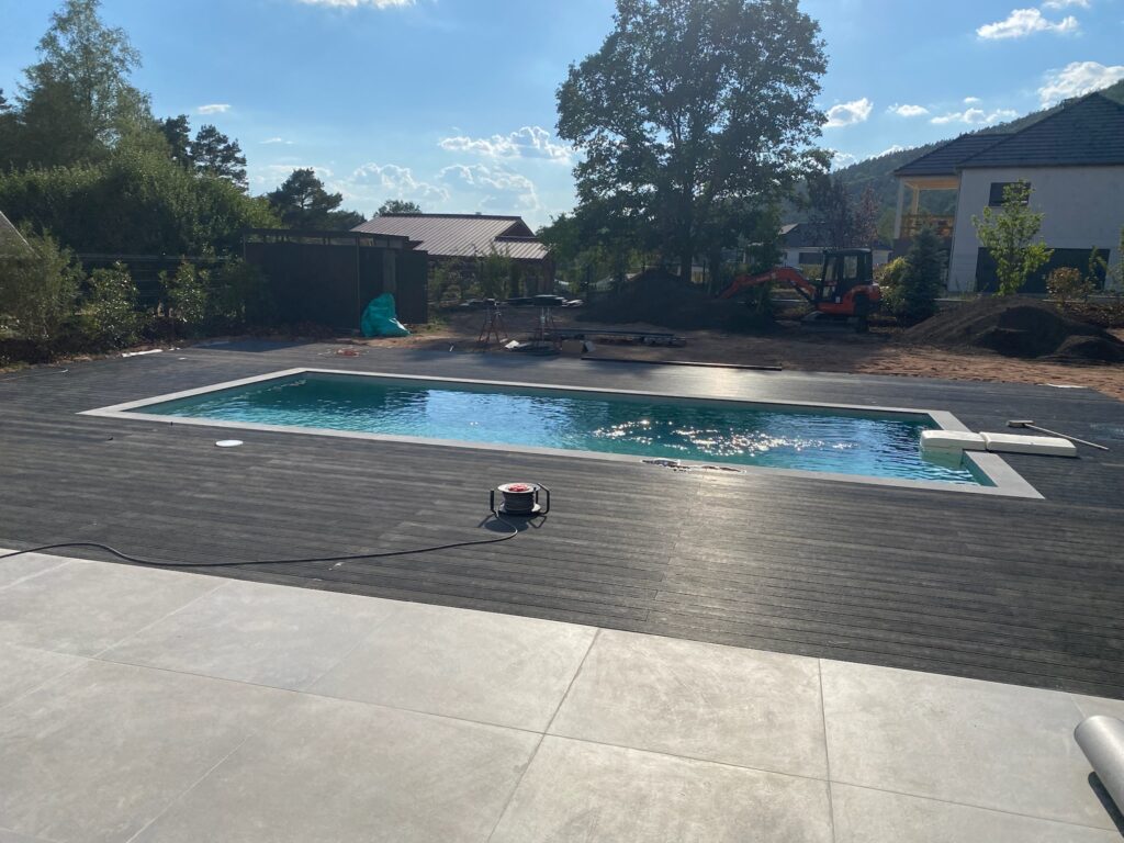 Conseils pour réussir l’aménagement de votre piscine en Moselle